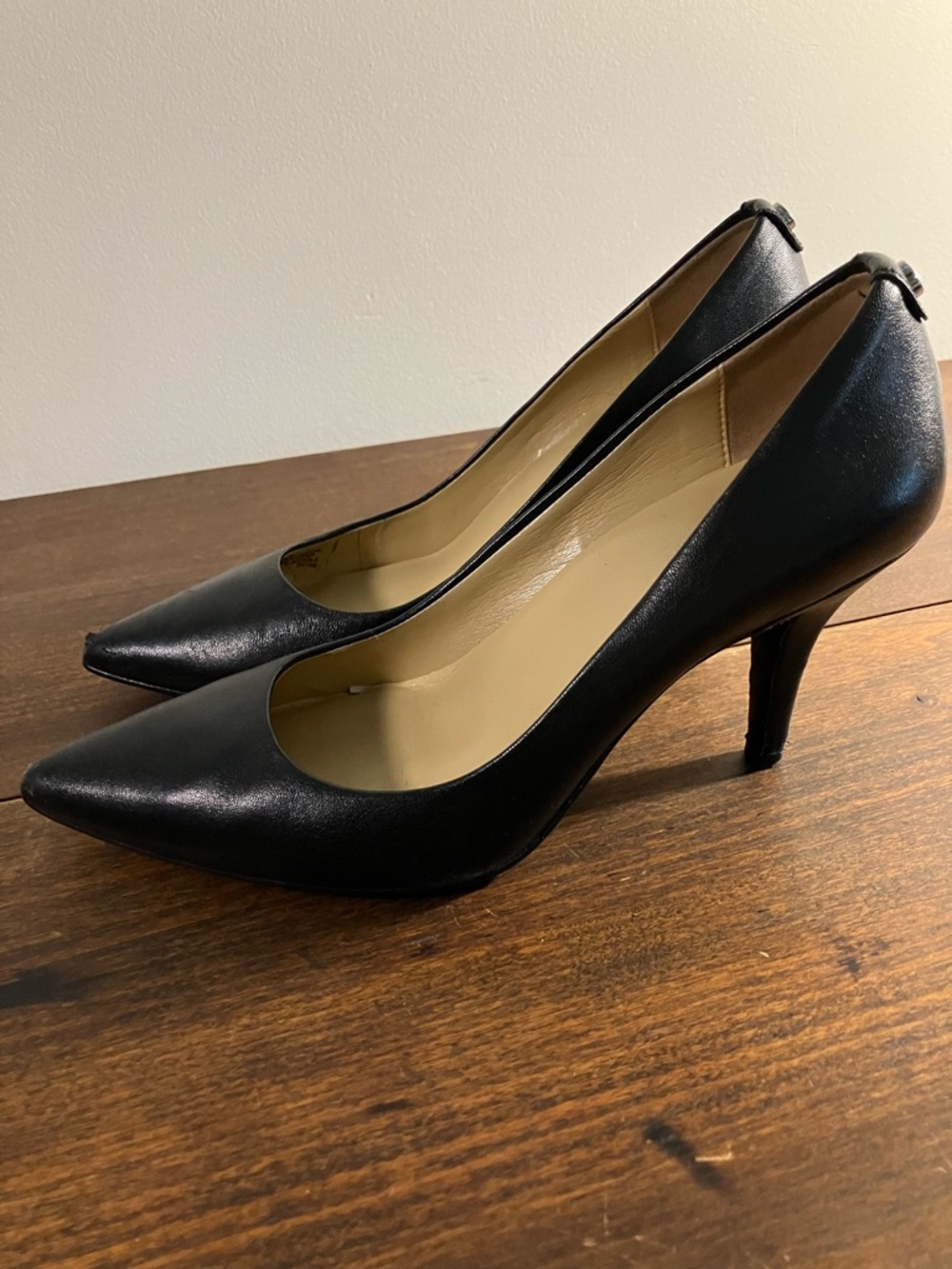 Michael Kors Black Pointed-Toe Leather Pumps